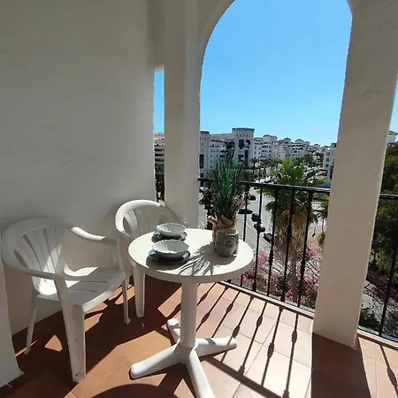 Bright & Cozy In The Center Of Puerto Banus, Pool And Terrace. Apartment Marbella