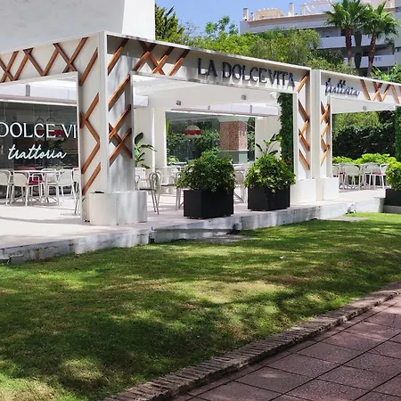 Bright & Cozy In The Center Of Puerto Banus, Pool And Terrace. Apartment Marbella